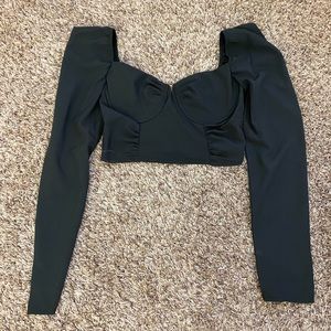 cropped black wired top